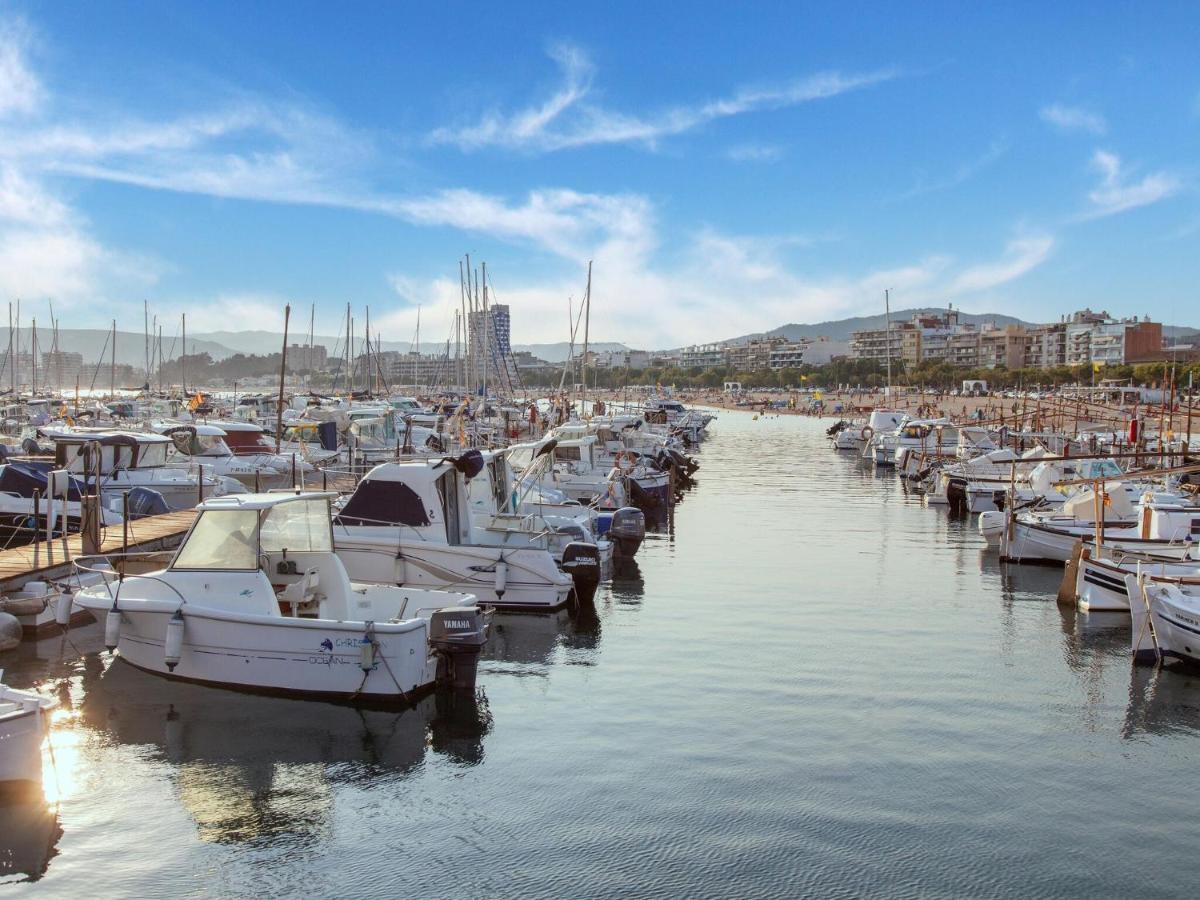 Belvilla By Oyo Modern Apartment In Palamós Εξωτερικό φωτογραφία